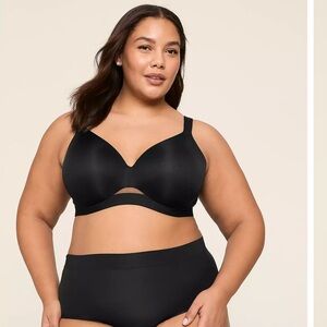 NWT Black Lightly Lined Full Coverage Bra